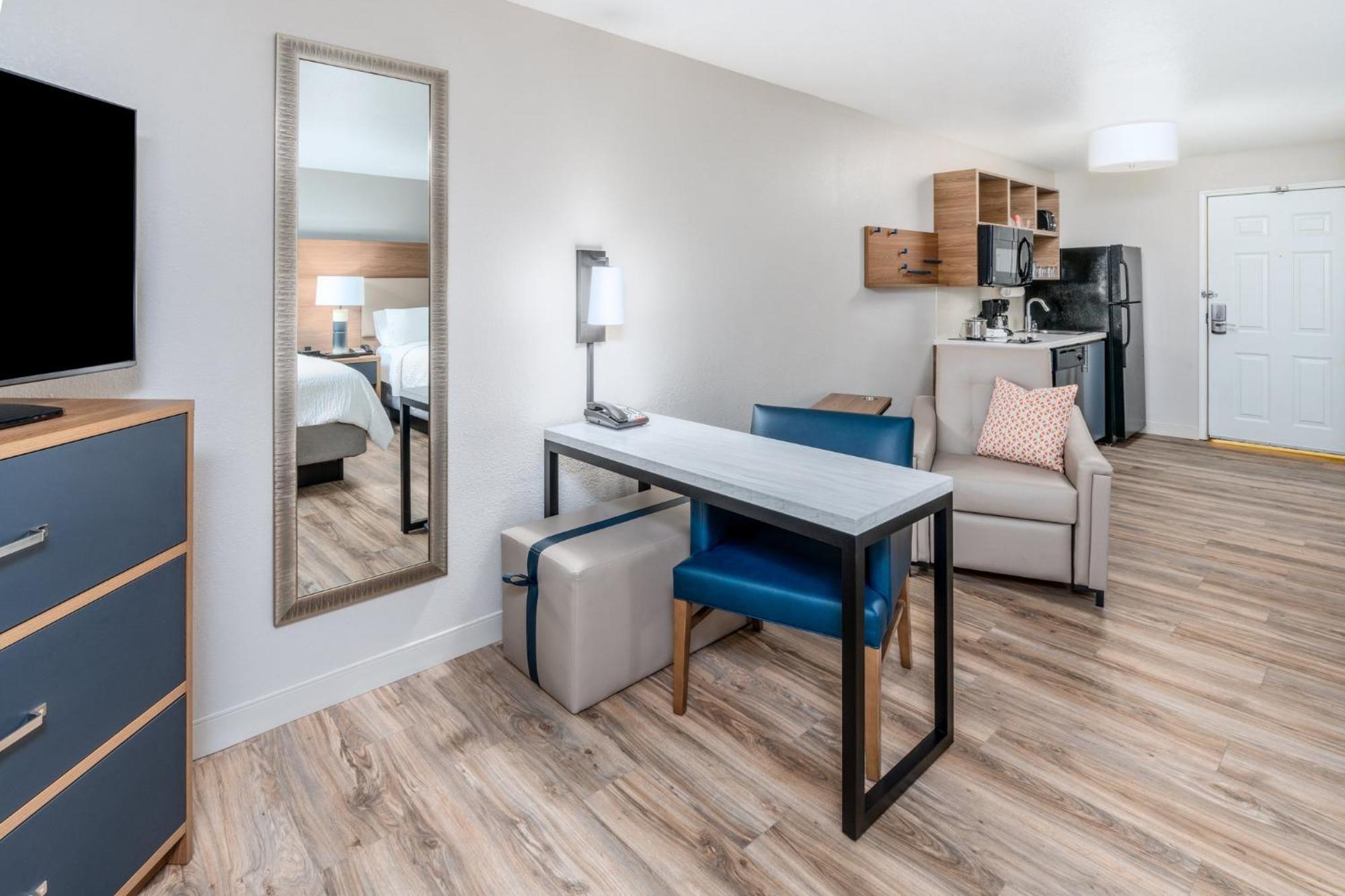 Candlewood Suites Denver Northeast - Brighton By Ihg Esterno foto