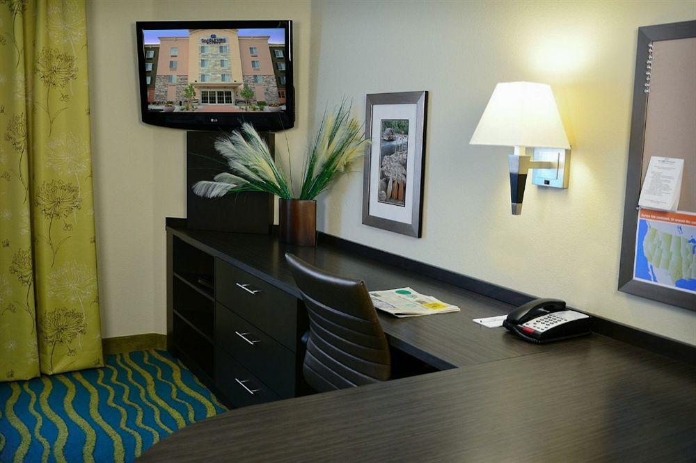 Candlewood Suites Denver Northeast - Brighton By Ihg Esterno foto