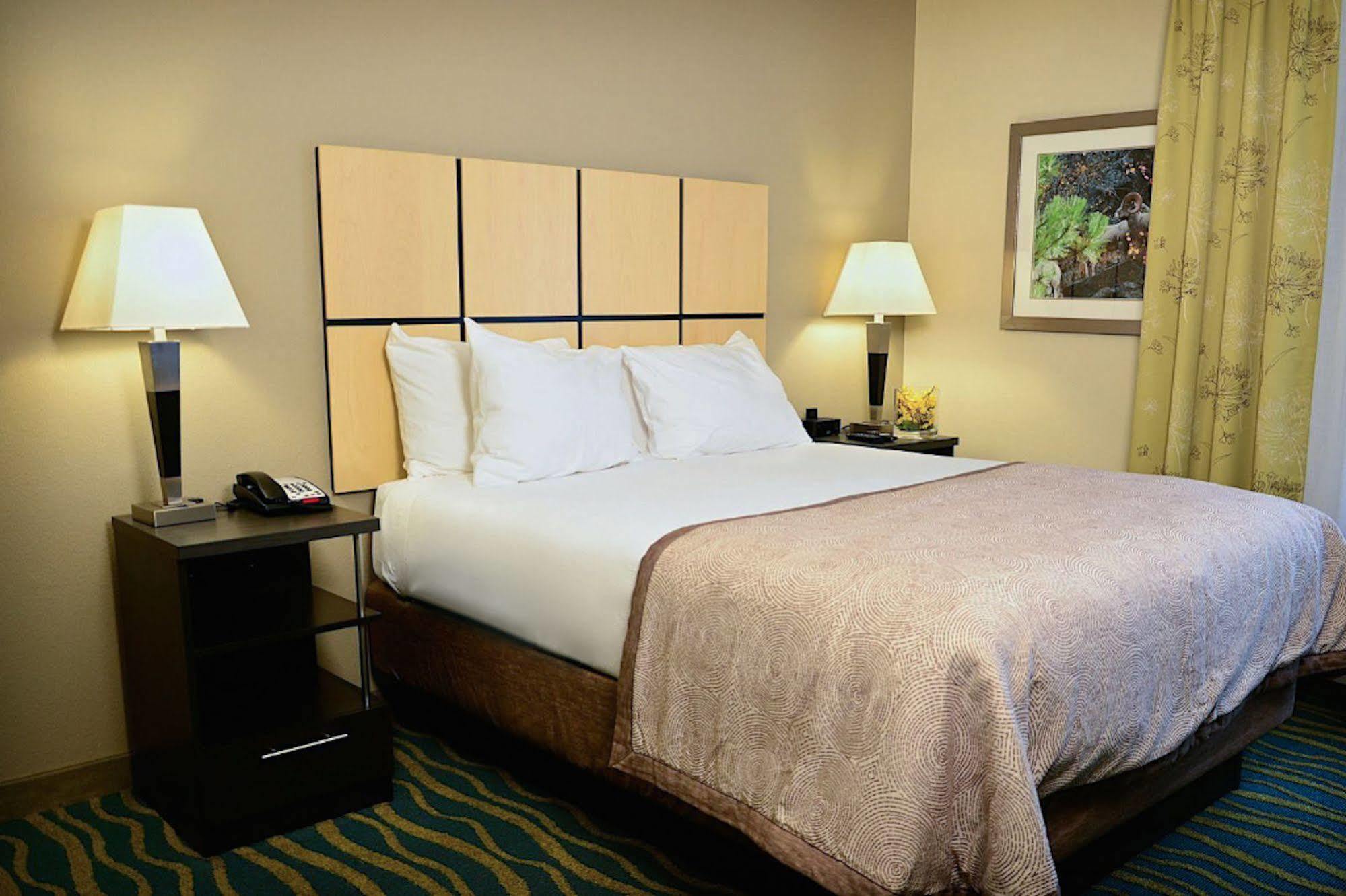 Candlewood Suites Denver Northeast - Brighton By Ihg Esterno foto